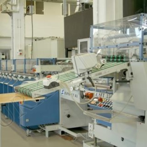 used very clean MKW Rapid UTB 3 Collating-machines (for printeries and bookbinderies) for sale. 16 GATHERER, 35 x 50cm, 2800 book/h, 3 trimming.